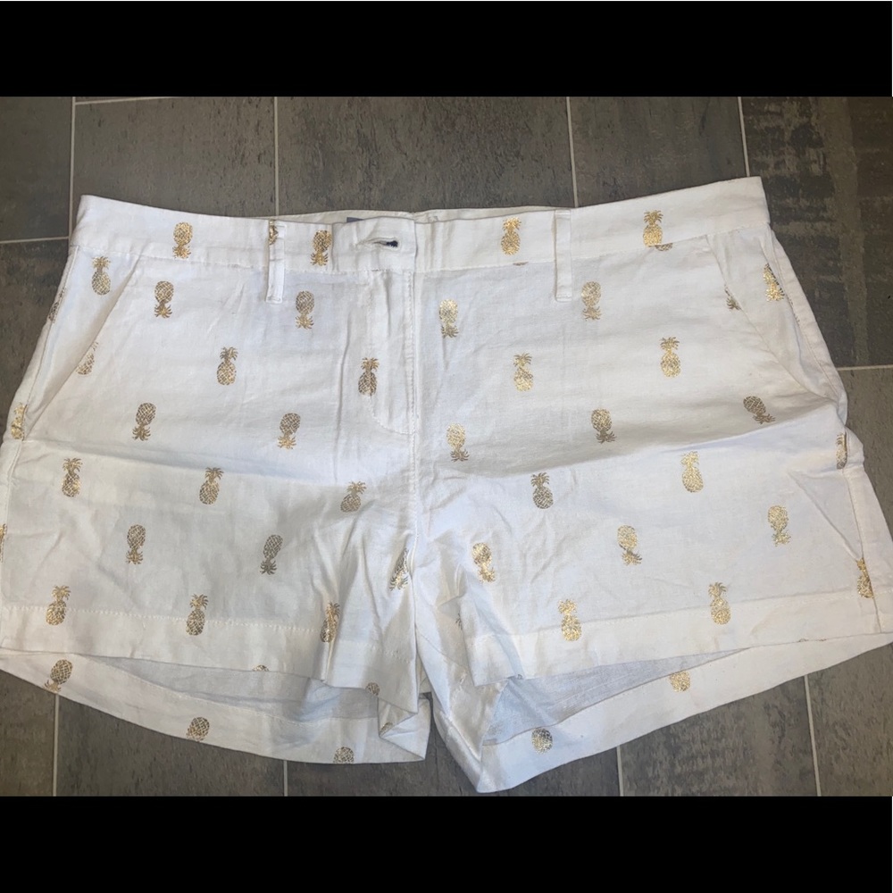 Old Navy Linen pineapple shorts.